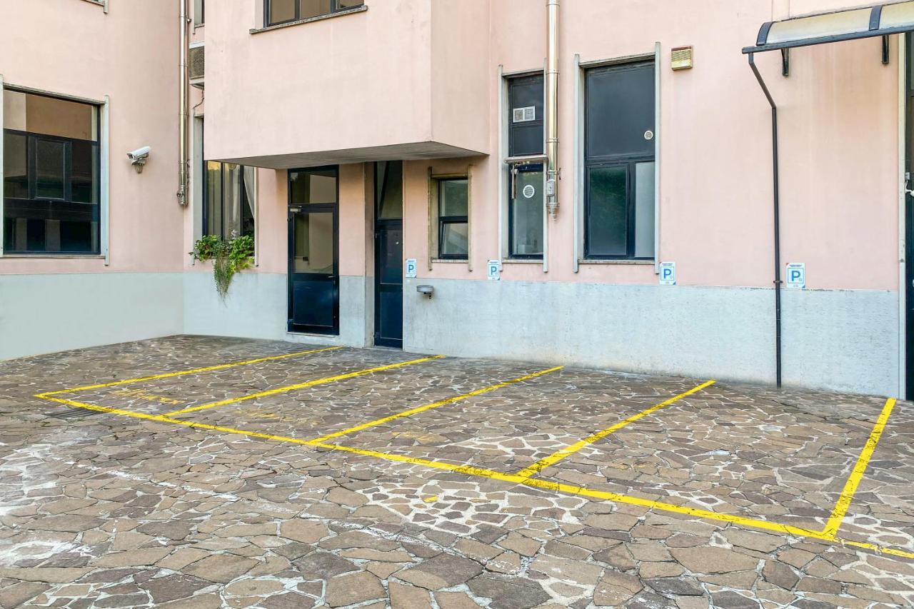 Casa Da Suite Mirabello Μιλάνο Εξωτερικό φωτογραφία